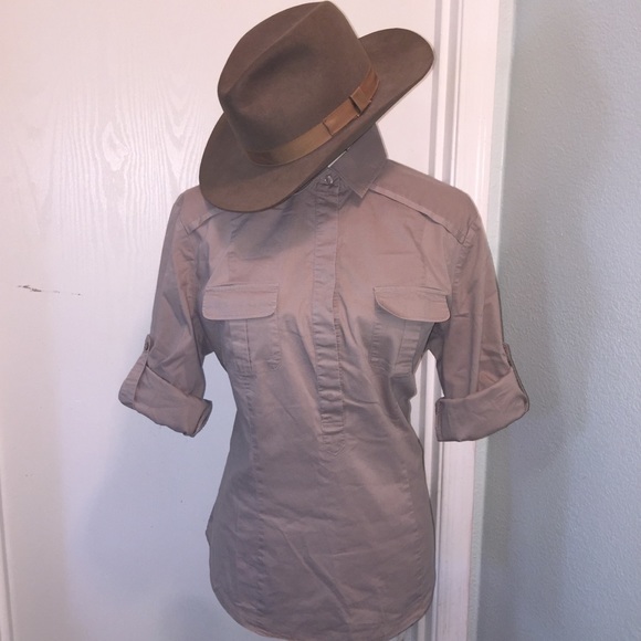 New York & Co Button Up Tan Blouse Sz Large - 0174 - Picture 5 of 8